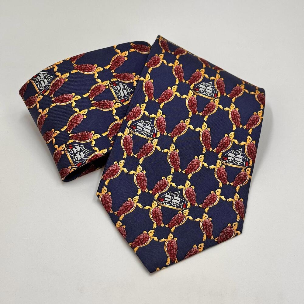 Sea Turtles  Mystic Seaport Museum 100% Silk Tie with Colorful Turtle Design
